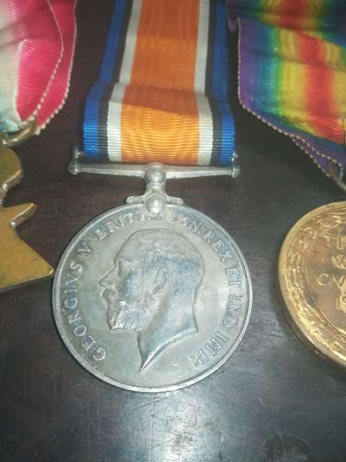 WW1 Medal Group (Issued to D.929 PTE. R. BAIN. 2DNS