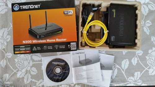 TRENDnet 300Mbps Wireless N Home Router (TEW-731BR)