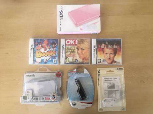 Nintendo DS Lite Bundle (DS)