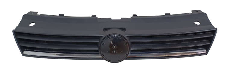 VW Polo 7 TSI - Grill - With Chrome Moulding - 2014-2017
