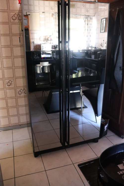 Auto Water & Ice Dispenser 2-DoorRefrigerator