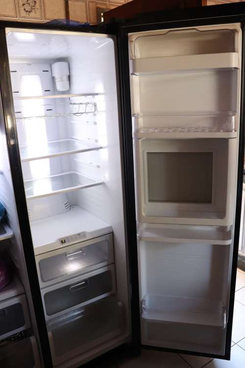 Auto Water & Ice Dispenser 2-DoorRefrigerator
