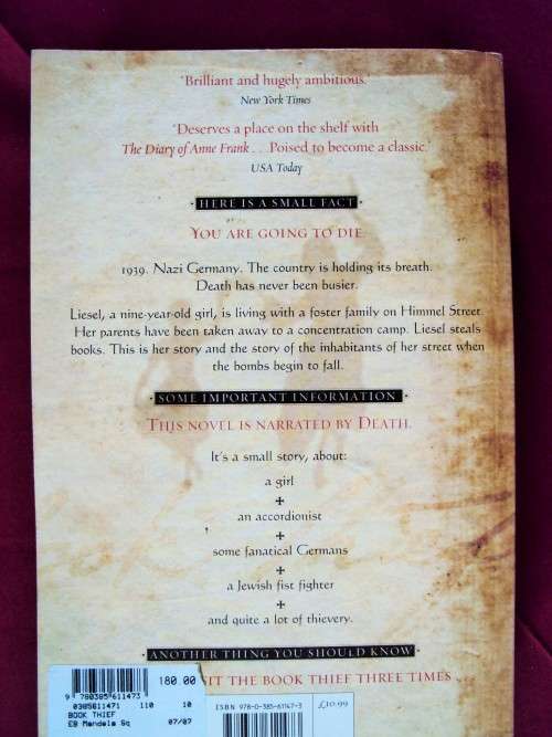 The Book Thief by Markus Zusak - s/cover - 584pg