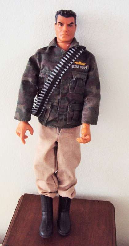 Lanard Toys 1999 "action man" type doll in Ultra Corps Camouflage & ammo round, fully jointed