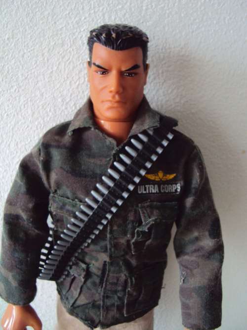 Lanard Toys 1999 "action man" type doll in Ultra Corps Camouflage & ammo round, fully jointed