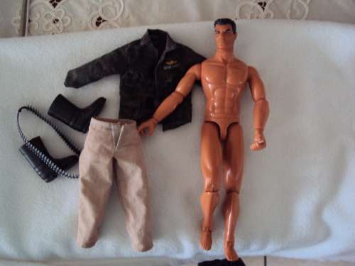 Lanard Toys 1999 "action man" type doll in Ultra Corps Camouflage & ammo round, fully jointed