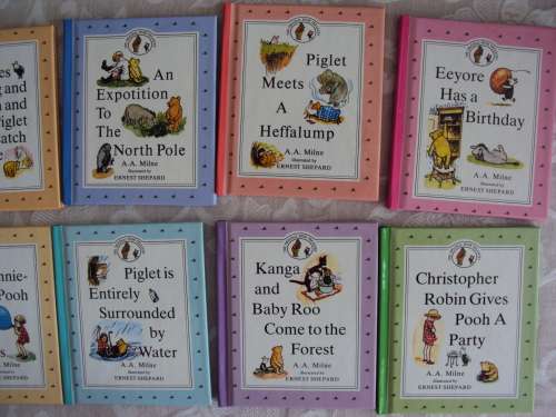 Boxed THE ORIGINAL WINNIE-THE-POOH treasury A.A. Milne Collection of 8 books - like new