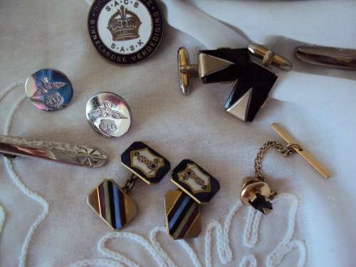Collection lot of cuff links black onyx stone, tie pin, defense badge in jewel box
