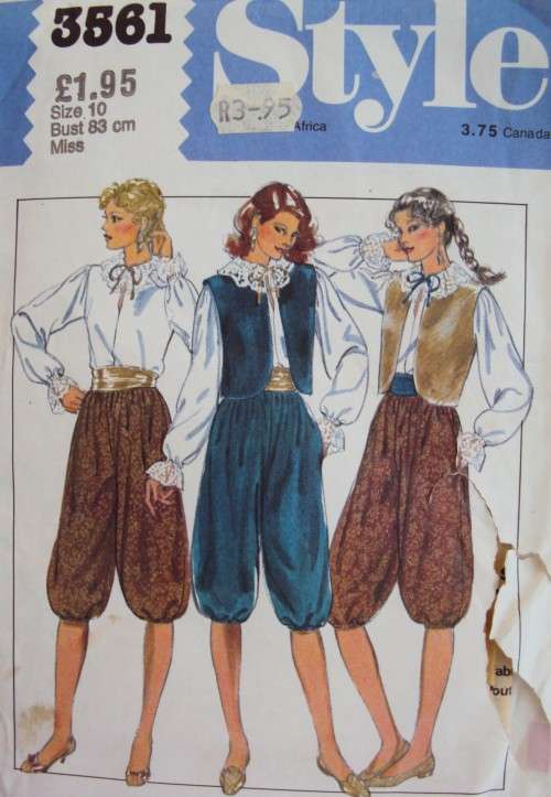 Lined bolero knickerbokker peddle-pushers + Blouse Style 3561 Size 10 (83cm) **Uncut & Unused 80's