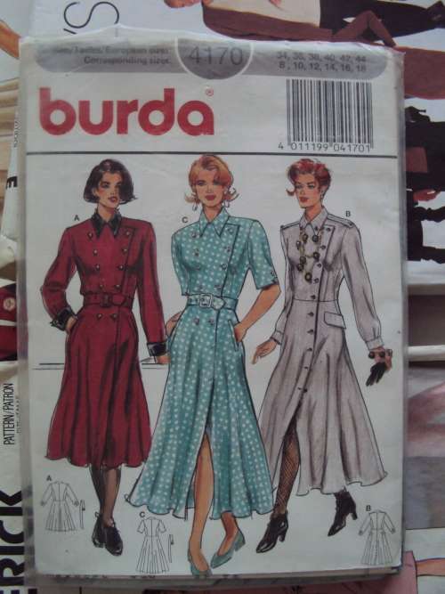 JOB LOT "G" of 16 Ladies assorted styles sewing patterns (not checked) Winning bid gets the lot !