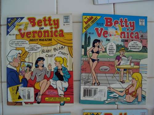 Job Lot 6 x Betty & Veronica Archie Digest comics, firmly bound VGC