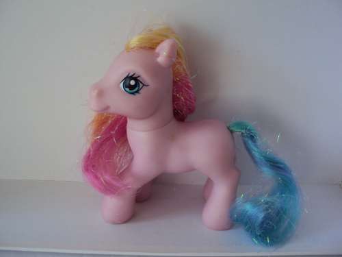 2007 Hasbro My Little Pony paintbrush logo Pink & yellow glitter hair,  pale pink body 12.5cm