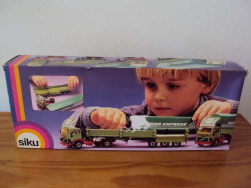Siku truck DICHTUNGEN made in W. Germany in orig box (unplayed with VGC, small ding on side