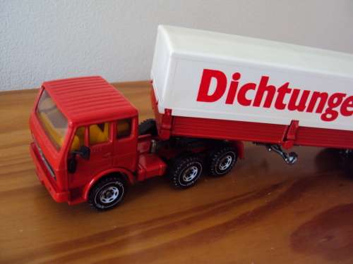 Siku truck DICHTUNGEN made in W. Germany in orig box (unplayed with VGC, small ding on side