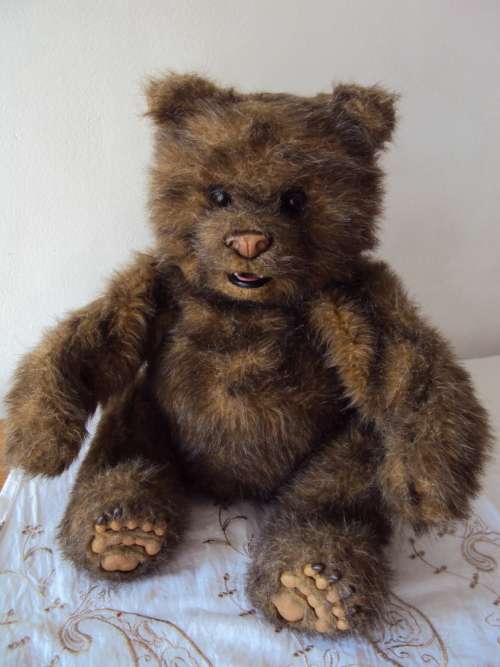 A Large heavy scary fierce looking bear by Tiger 2004 Hasbro "Fur Real"  (tested not working)