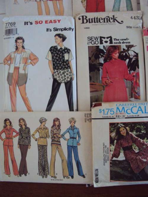 JOB LOT #38 Ladies assorted Vintage 15 x sewing patterns (cut, not checked)