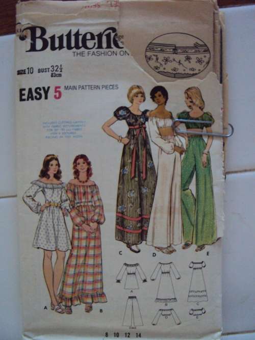 JOB LOT #38 Ladies assorted Vintage 15 x sewing patterns (cut, not checked)