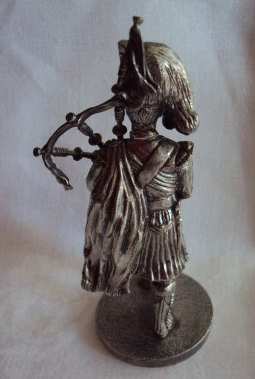 Pipe Major 1st Bn Scotts Guards c1962 (a David McMaster orig) 1/1000  Highly detailed, pewter