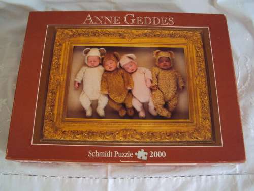 ANNE GEDDES 2,000 piece SCHMIDT puzzle (pcs in open plastic, ex pensioner, not checked)