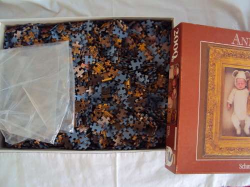 ANNE GEDDES 2,000 piece SCHMIDT puzzle (pcs in open plastic, ex pensioner, not checked)