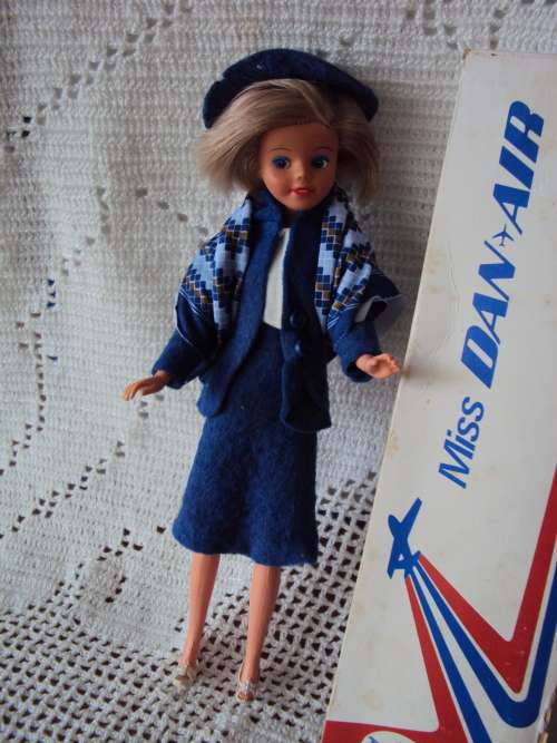 Vintage Miss DAN AIR doll 23cm tall made in Hong Kong bendy legs