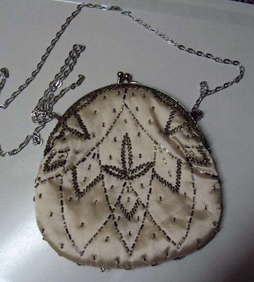 LADIES BEADED SATIN HANDBAG