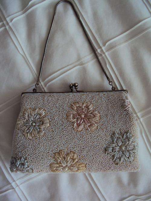 FULLY BEADED BAG with SNAKE CHAIN HANDLE - vintage