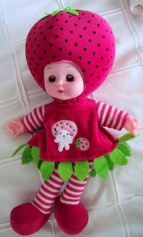 Strawberry Head doll with open+close eyes 39cm tall