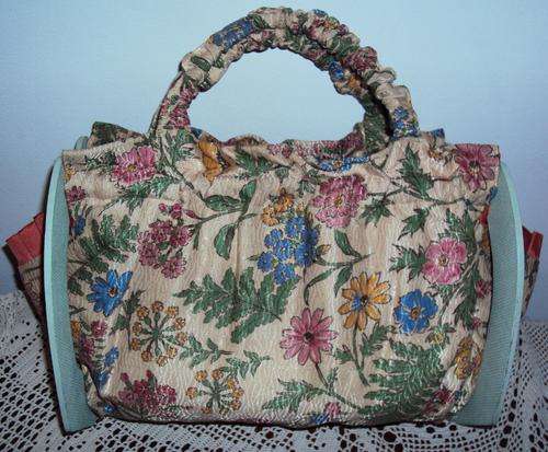 Unusual, vintage Sewing Bag with contents (1960's sew patterns, wooden cotton reels, hankies etc)