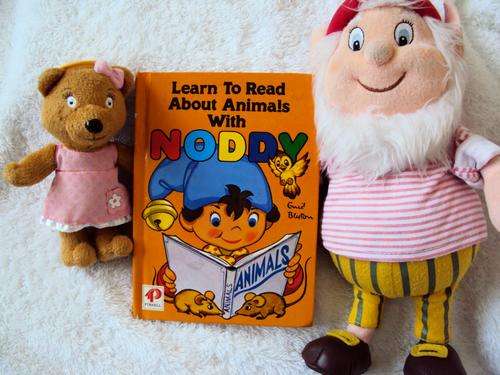 Learn to Read About Animals with Noddy, Enid Blyton vintage PLUS Mr Plod and Tessa Bear plush toys