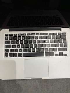 2015 13` MacBook Pro in Excellent condition!