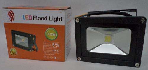 Super Bright 100%-10 Watts LED Flood Lights (2 year warrant)