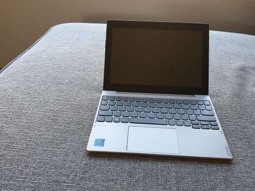 ***Lenovo Miix 320*** LIKE NEW