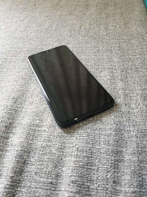 SAMSUNG GALAXY A70
