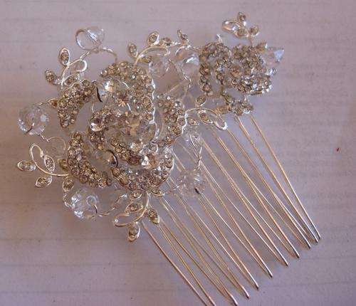 MARYKAY - BEAUTFUL ANTIQUE INSPIRED SPARKLED CRYSTAL SILVER PLATED HAIR ACCESSORY/COMB