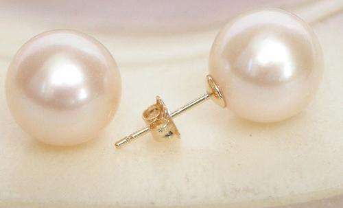 MARYKAY - NATURAL JAPANESE WHITE AKOYA SALT WATER PEARL EARRINGS SET IN 14K SOLID GOLD 7