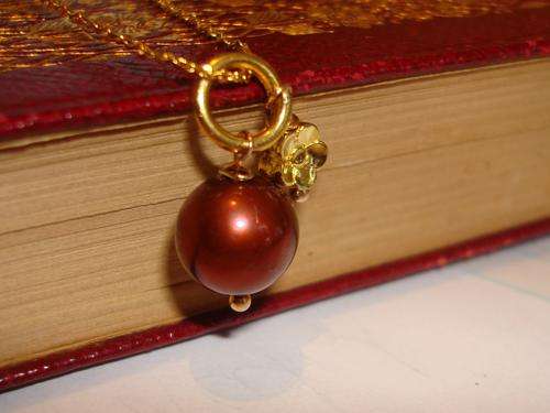 MARYKAY - JUNE BIRTHSTONE - PERFECT SIMPLICITY - HUGE COPPER GENUINE FRESHWATER PEARL NECKLACE