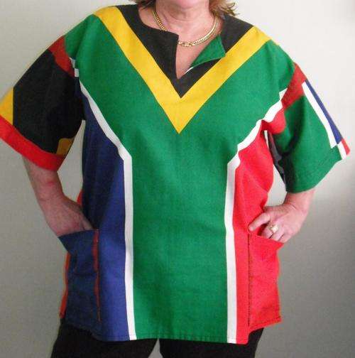 MARYKAY - SA FLAG - RUGBY WORLD CUP -  PROUDLY SOUTH AFRICAN MENS/LADIES COTTON SHIRTS XL