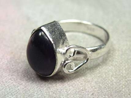MARYKAY - STUNNING NATURAL AMETHYST DRESS RING - CRAFTED IN INDIA - SIZE 9/S