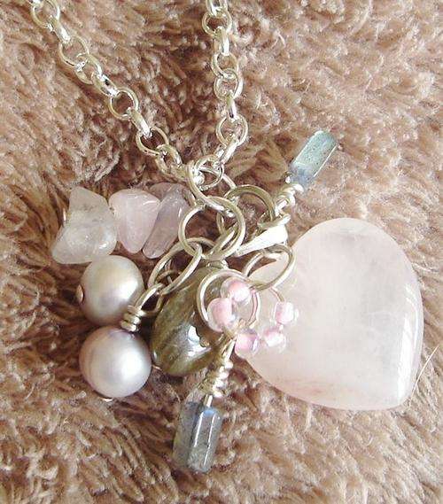 MARYKAY - ROSE QUARTZ CLUSTER HEART PENDANT AND CHAIN WITH FRESHWATER PEARLS AND LABRADORITE