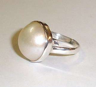 MARYKAY - GENUINE 16mm WHITE MABE PEARL 925 STERLING SILVER RING