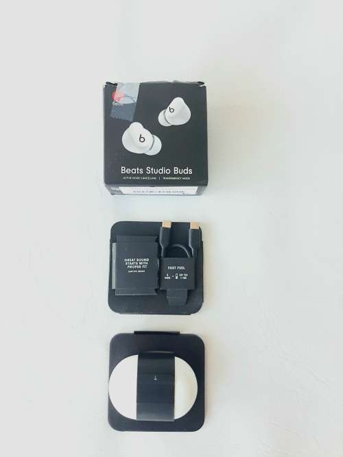 Beats Studio buds