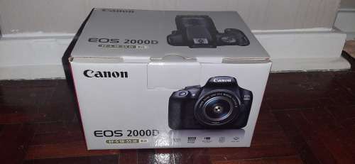 Canon EOS 2000D