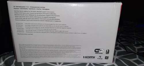 Canon EOS 2000D