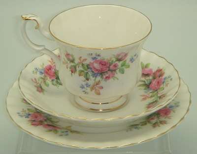 Royal Albert "Moss Rose" Trio