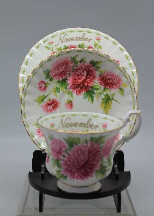 Royal Albert November Crysthanamum Pattern Trio.