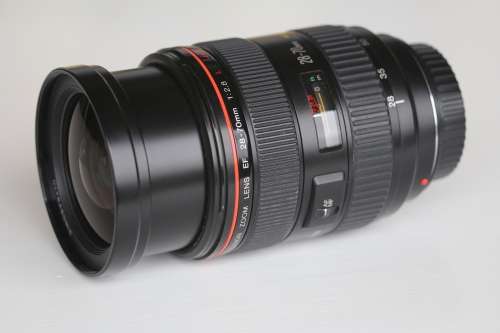 Canon EF 28-70mm f/2.8L USM