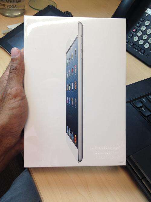 iPad Mini - 16gb - Wifi & Cellular - White