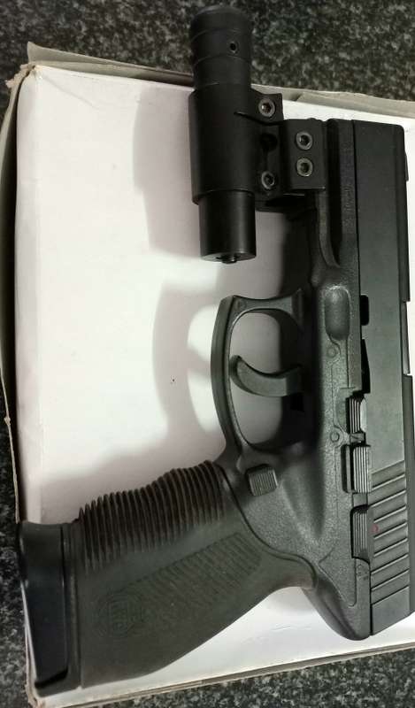 4.5 mm BB pistol