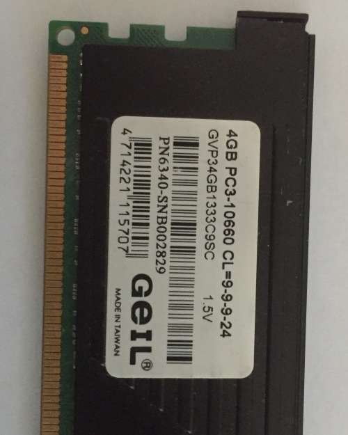 Two 4GB (8GB Total) 240-Pin DDR3 SDRAM DDR3 1333 (PC3 10660) Desktop Memory